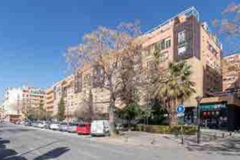 H&H Suite Train Station Apartament, Granada